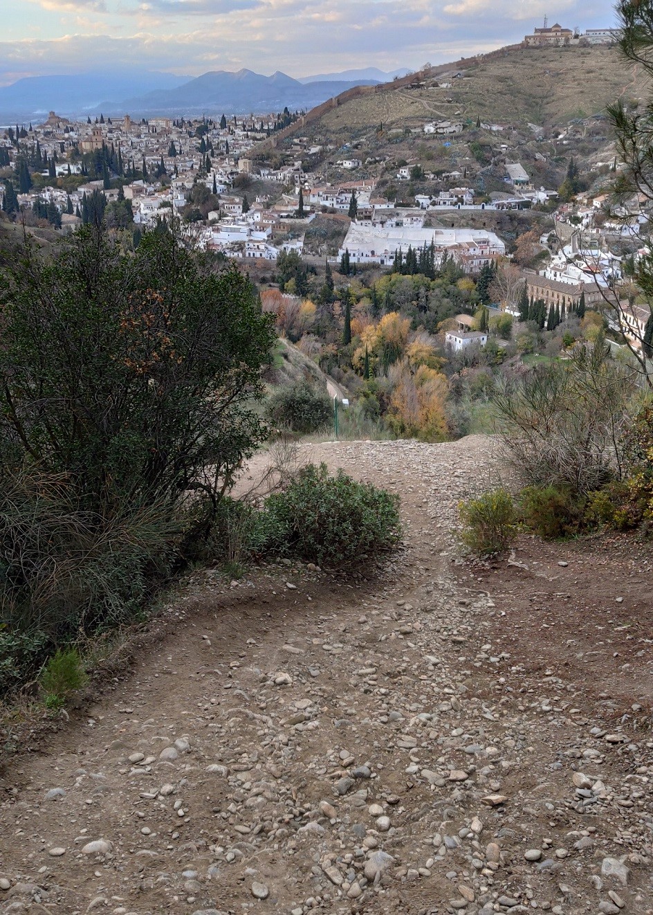 Vistas desde el camino de la Sillas del Moro a la Acequia del Generalife
